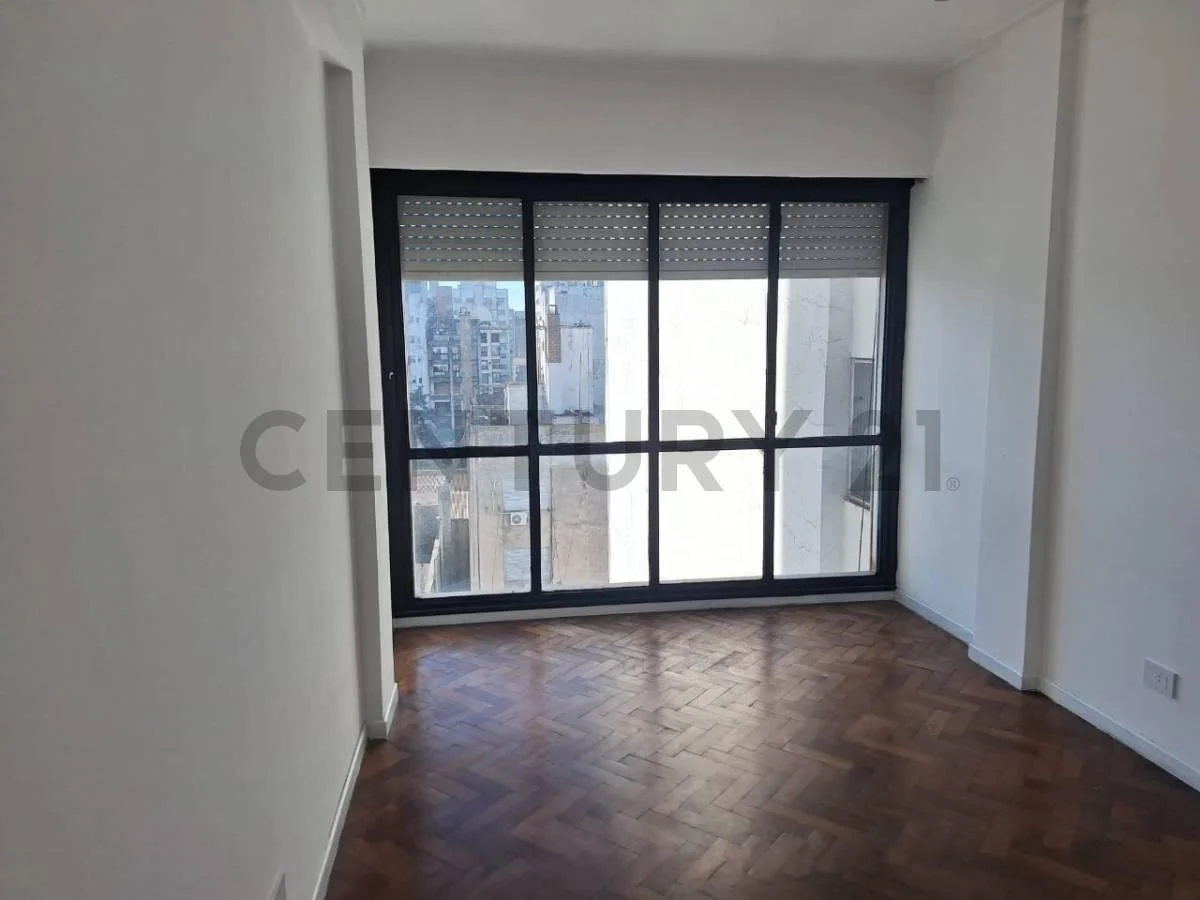 Foto de Departamento de 2 Dormitorios en Alquiler, imagen 2
