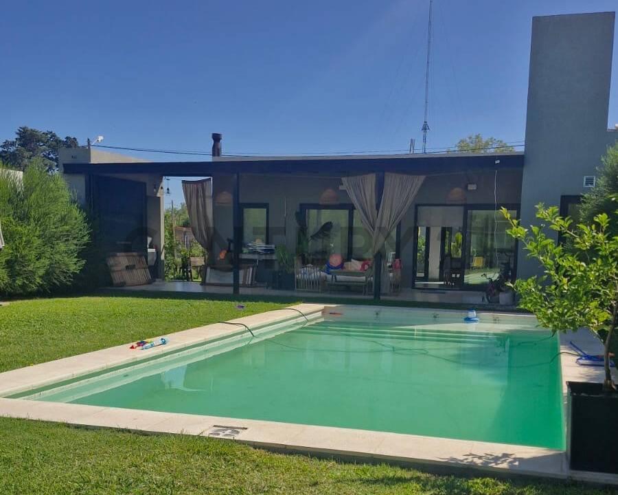 Casa de 2 Dormitorios en venta en Ignacio Correa
