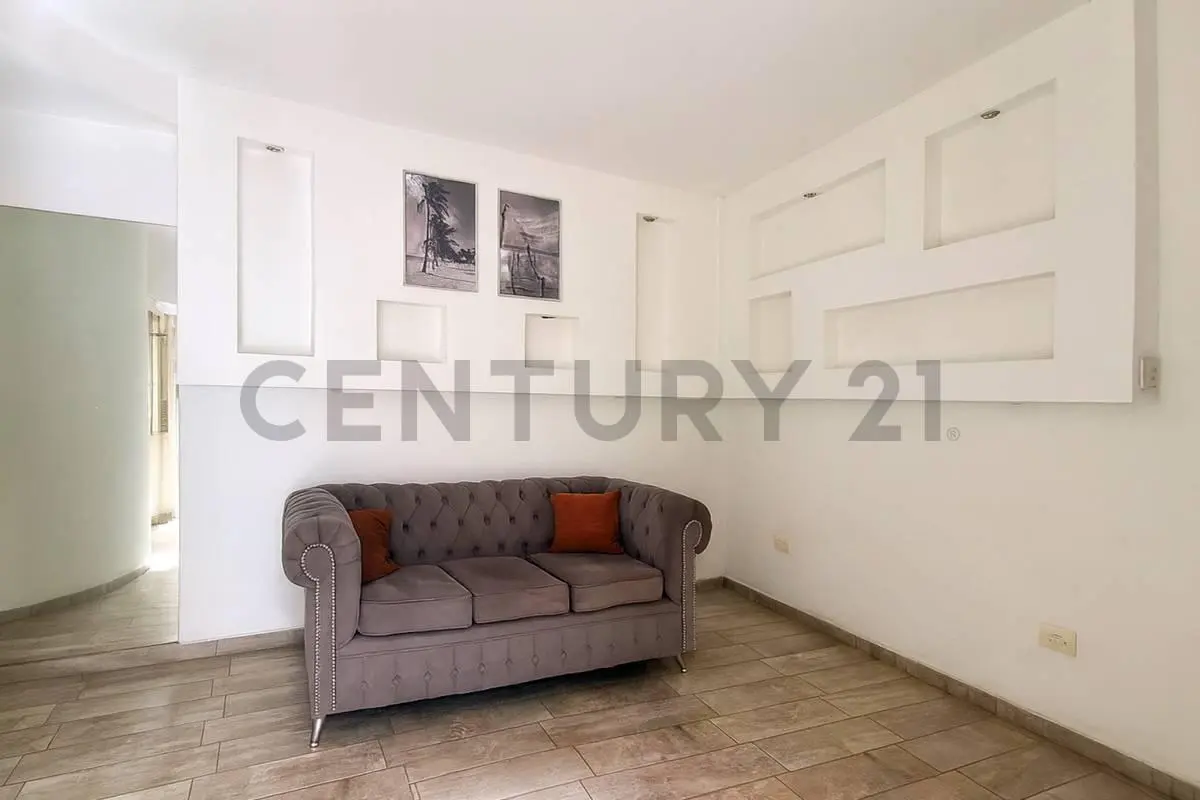 Ph de dos dormitorios y dos patios en Venta 3