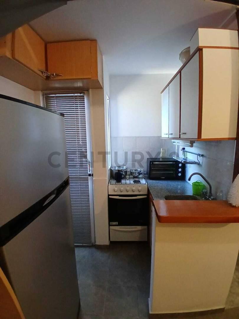 Duplex de 1 Dormitorio Amoblado en Alquiler