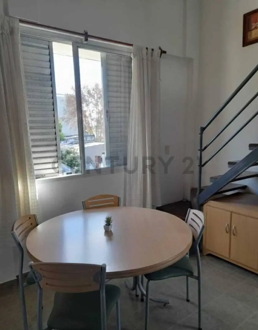 Duplex de 1 Dormitorio Amoblado en Alquiler 2