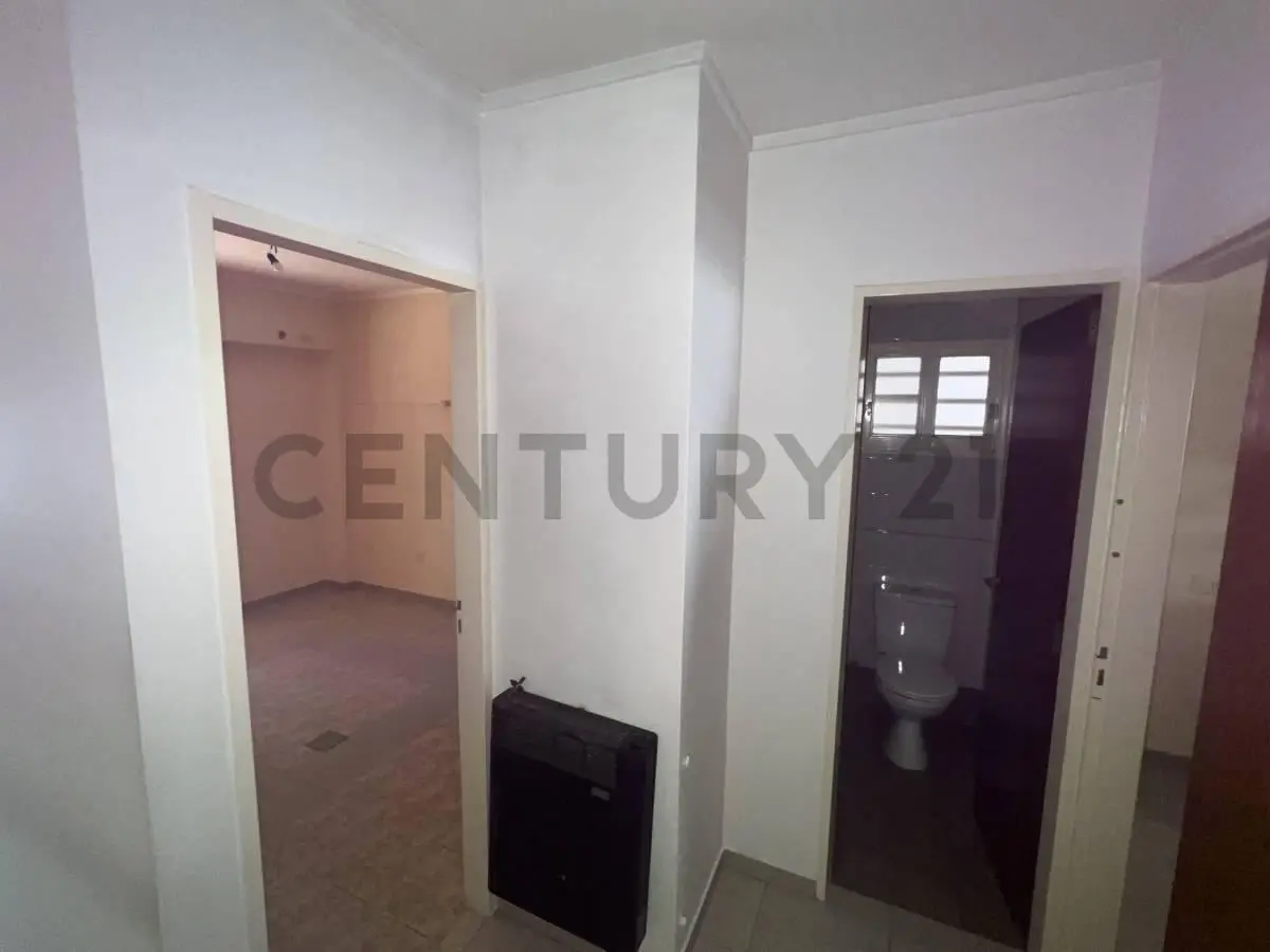 Departamento de 3 Dormitorios Tipo Casa en Alquiler 4