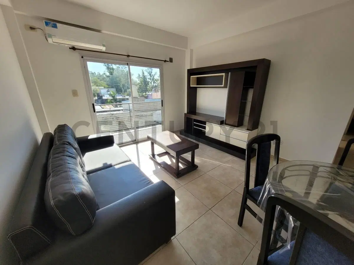 Departamento de 2 Dormitorios con Cochera en Venta 8