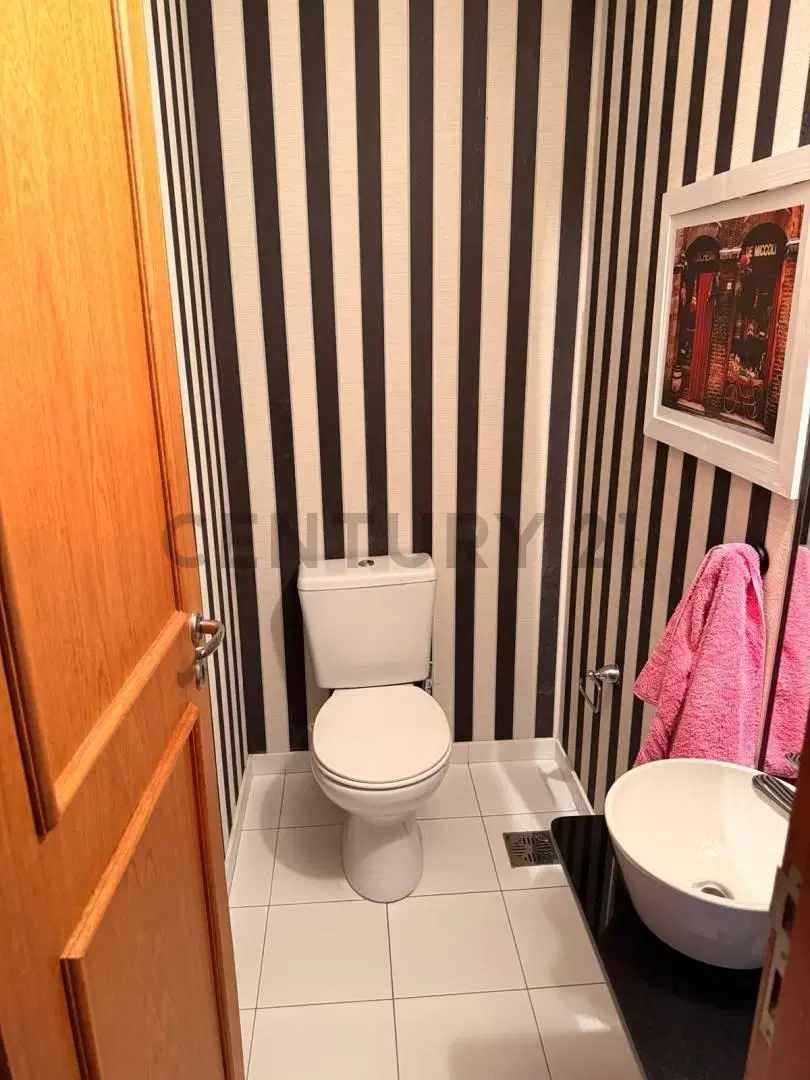 Departamento de Categoría en Venta en La Plata 5