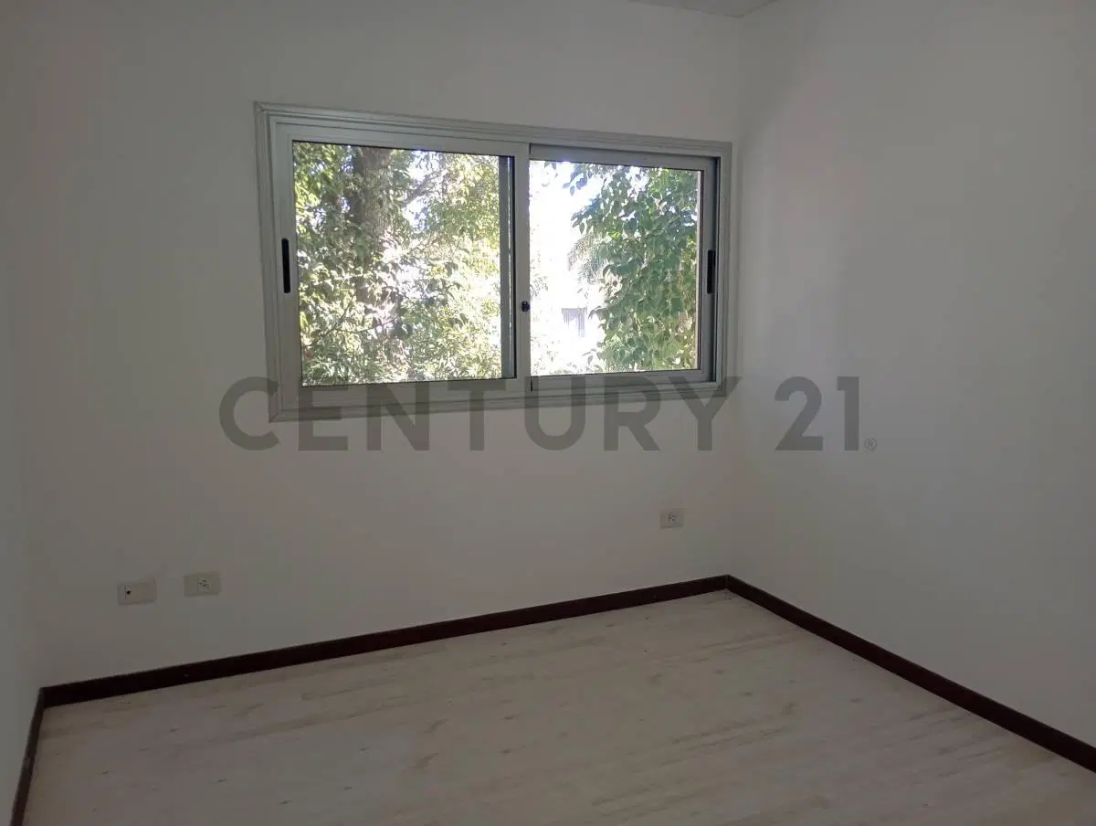 Casa en Alquiler en Fincas de Iraola I 8