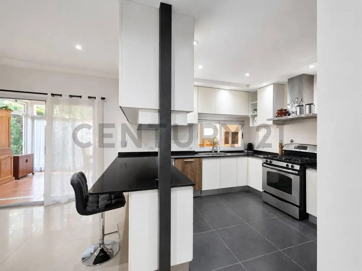 Residencia de categoría en El Lauquen, Canning 3