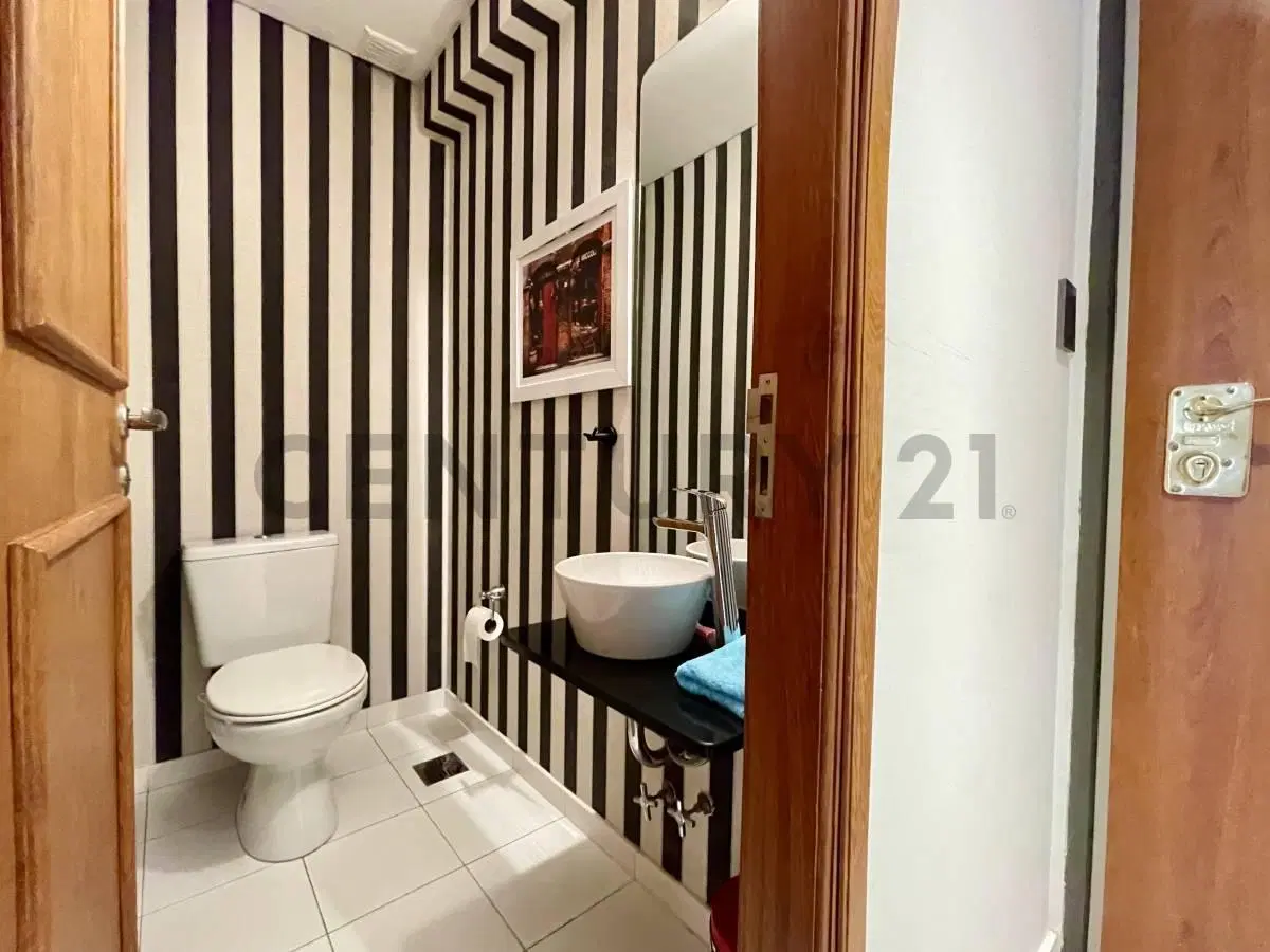 Semipiso de Categoria de 2 Dormitorios - Edificio Bayón 5