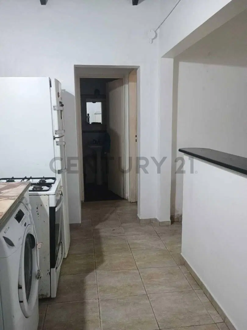 Casa de 1 Dormitorio con Cochera en Venta 3