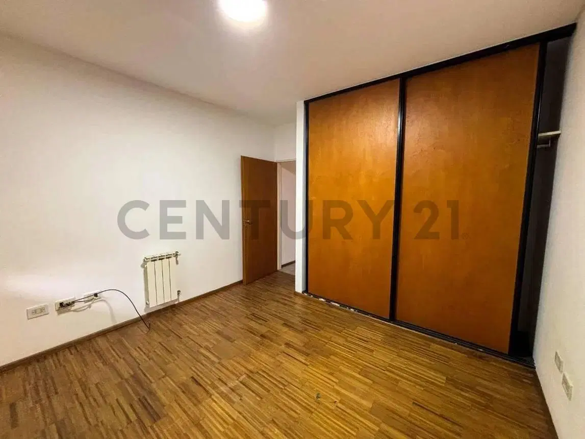 Departamento Tipo Duplex de 2 Dormitorios con Cochera 8