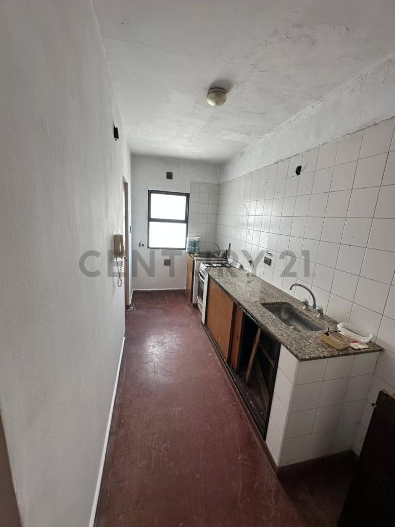 Foto de Departamento de 3 Dormitorios en Alquiler, imagen 2