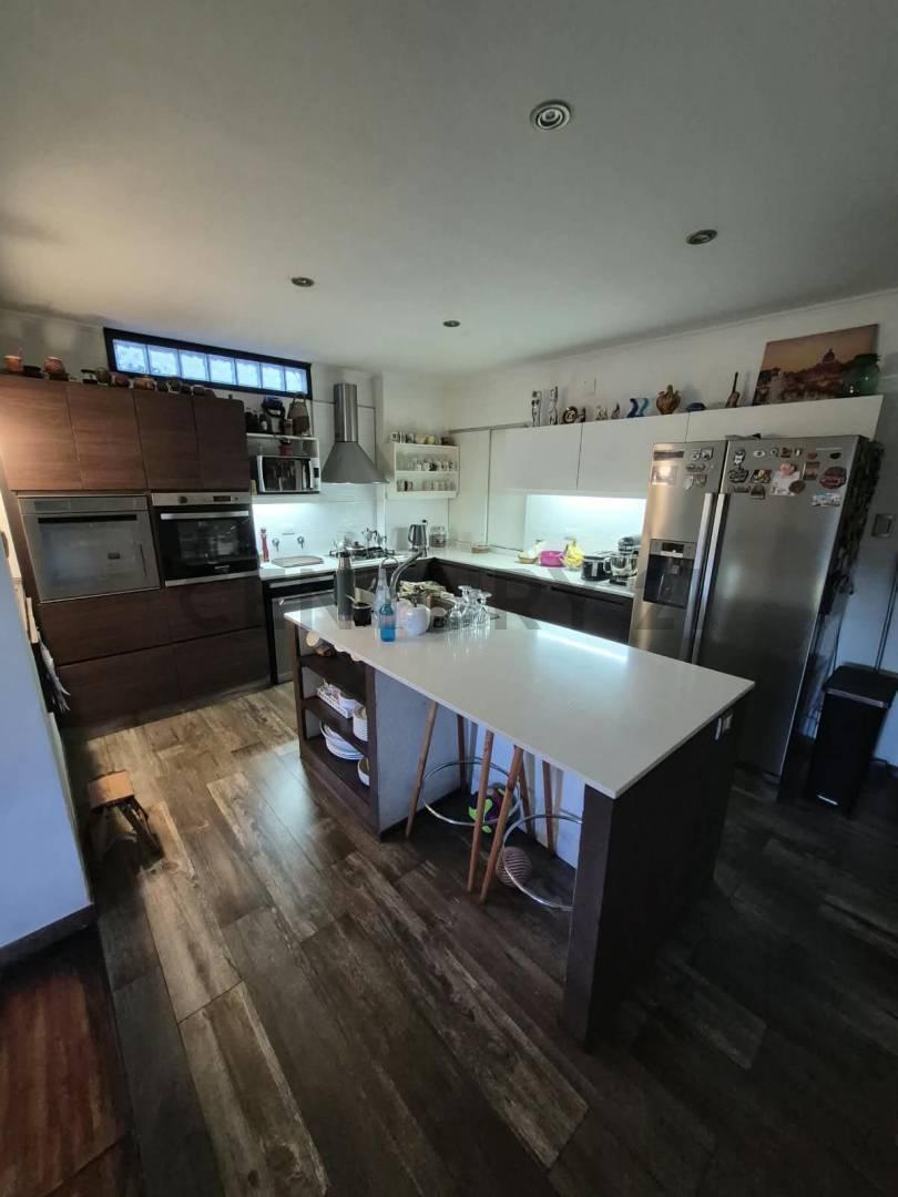 Foto de Casa en Venta en La Plata, imagen 4