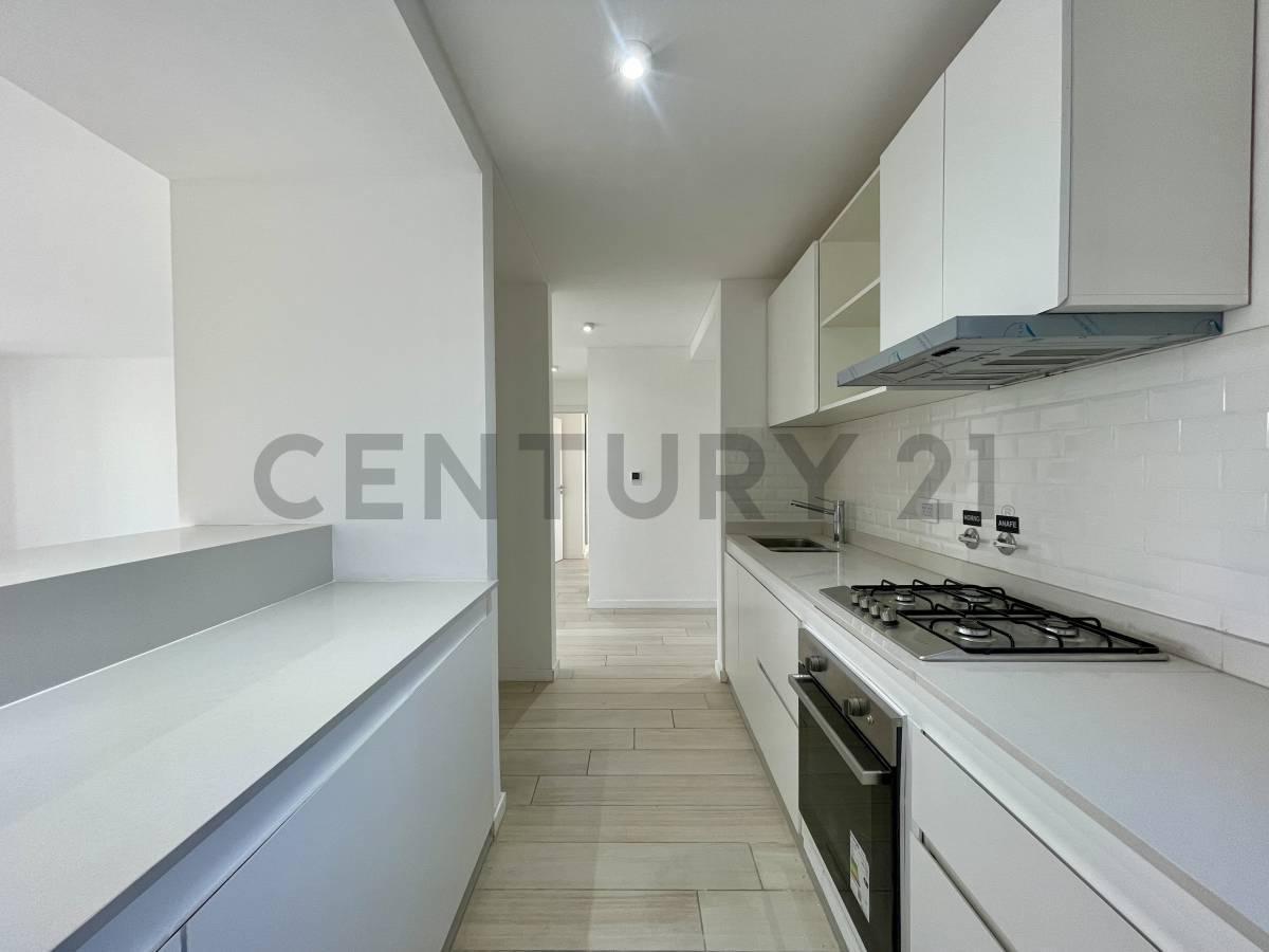 Foto de Semipiso de 2 Dormitorios con 2 Cocheras Cubiertas en Venta, imagen 1