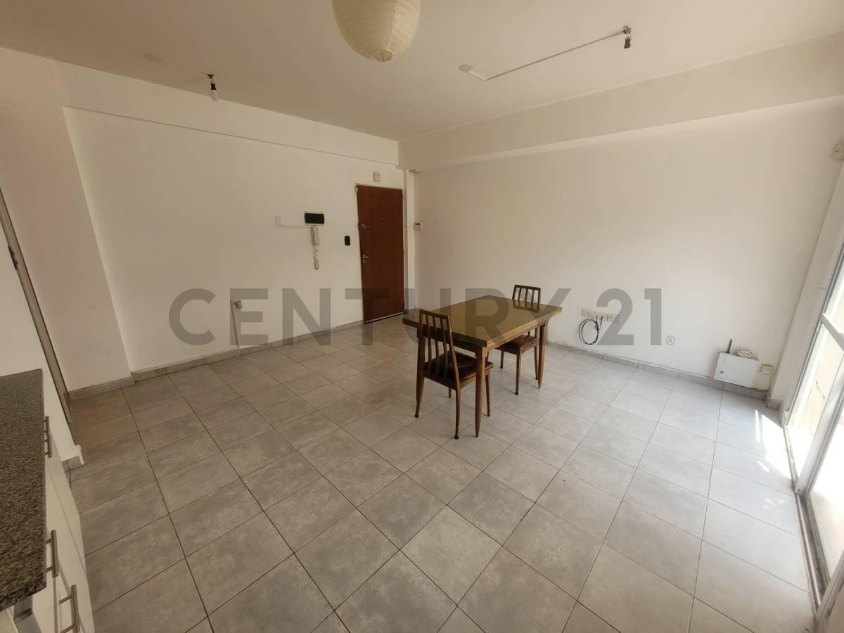Foto de Departamento de 1 dormitorio con patio en venta en La Plata, imagen 4