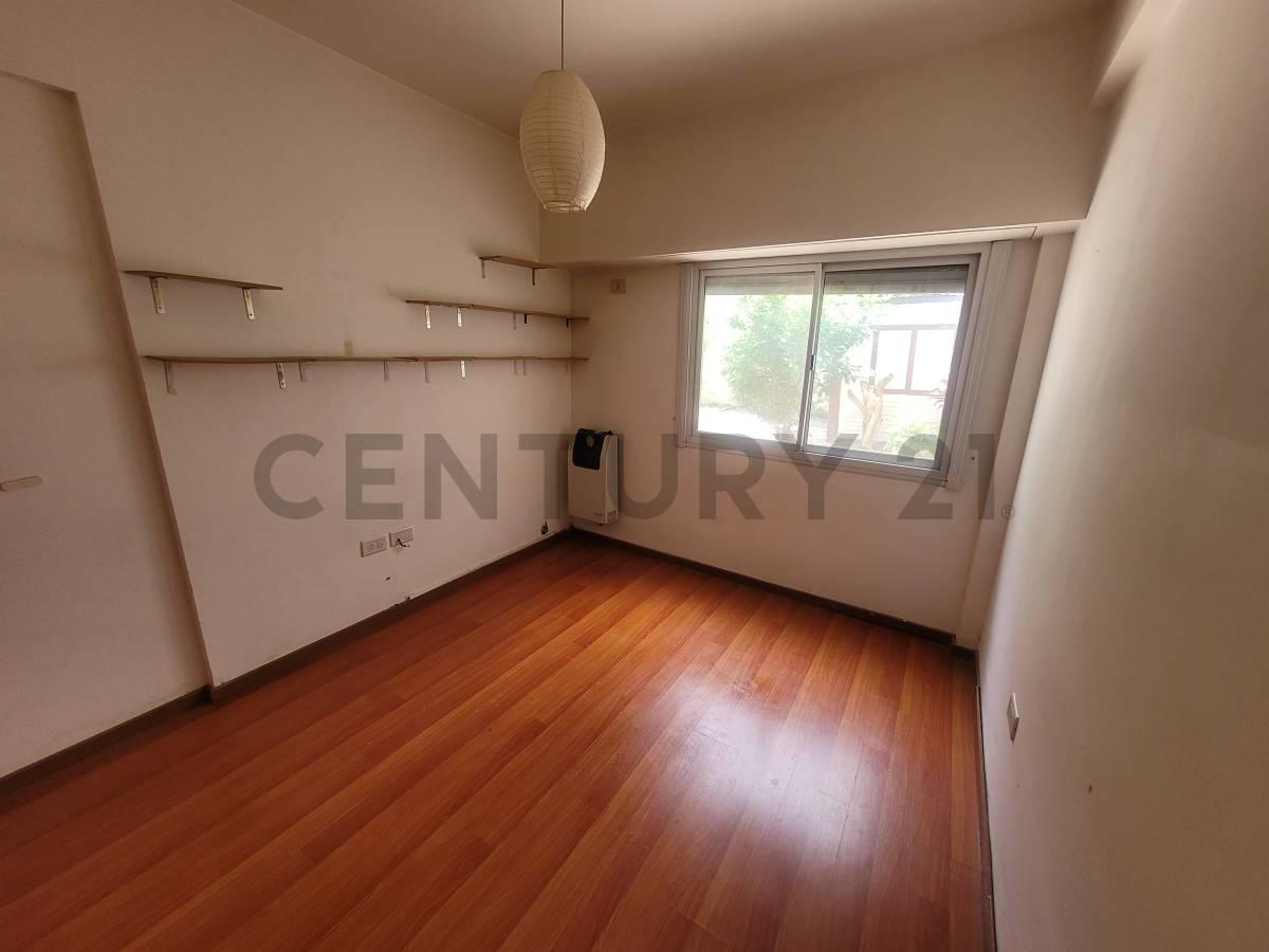 Foto de Departamento de 1 dormitorio con patio en venta en La Plata, imagen 5