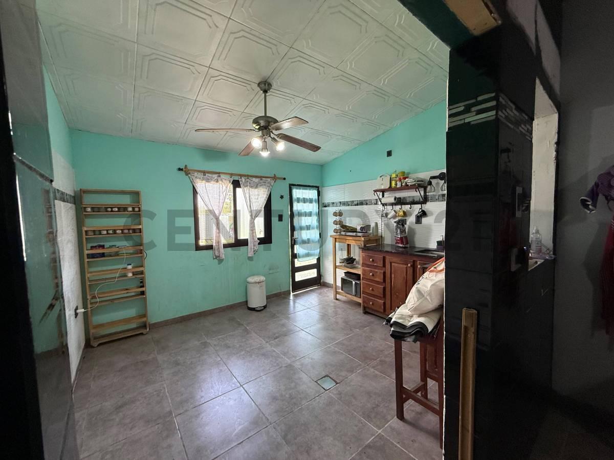 Foto de Casa de 3 dormitorios con Pileta en Venta en Sicardi, imagen 5