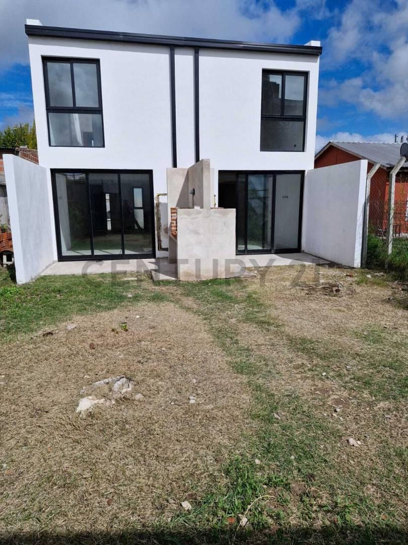 Foto de VENTA DE DUPLEX A ESTRENAR VILLA ELVIRA LA PLATA, imagen 3