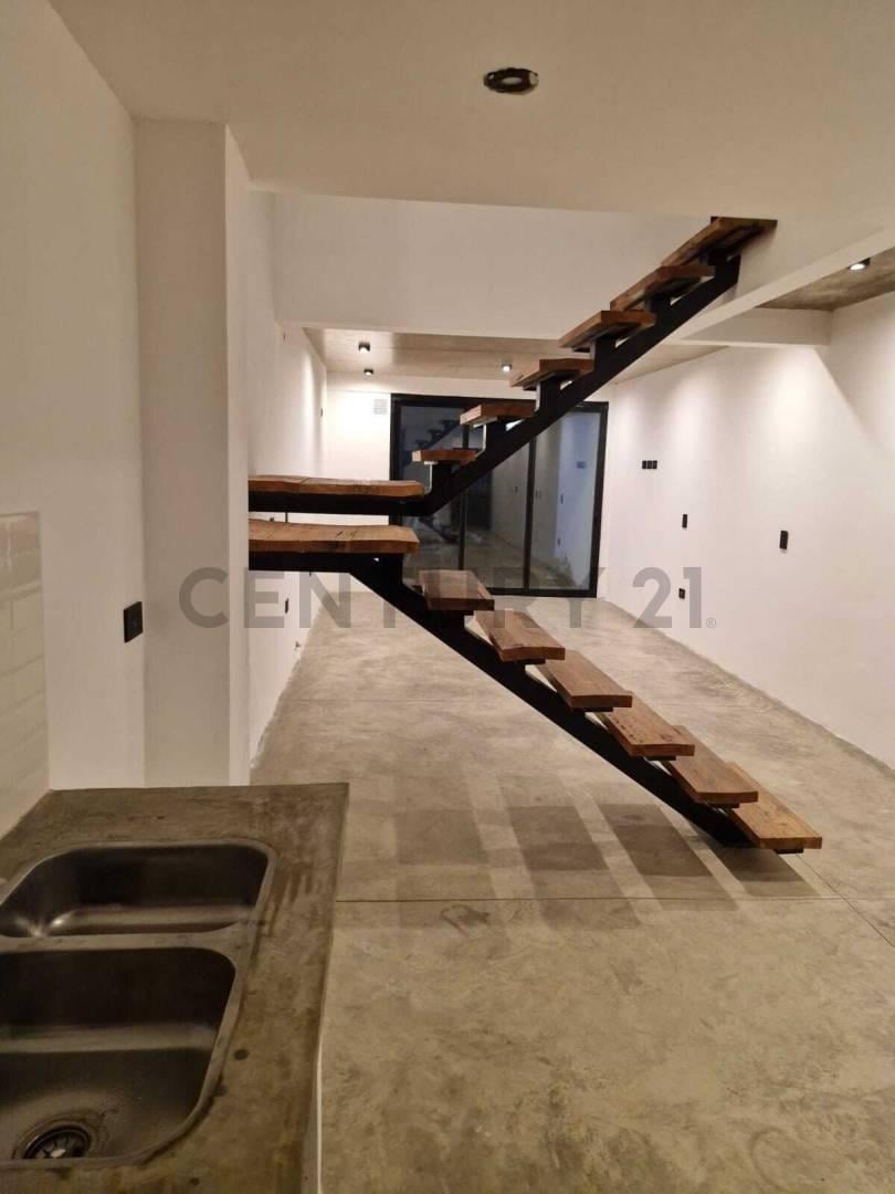 Foto de VENTA DE DUPLEX A ESTRENAR VILLA ELVIRA LA PLATA, imagen 2