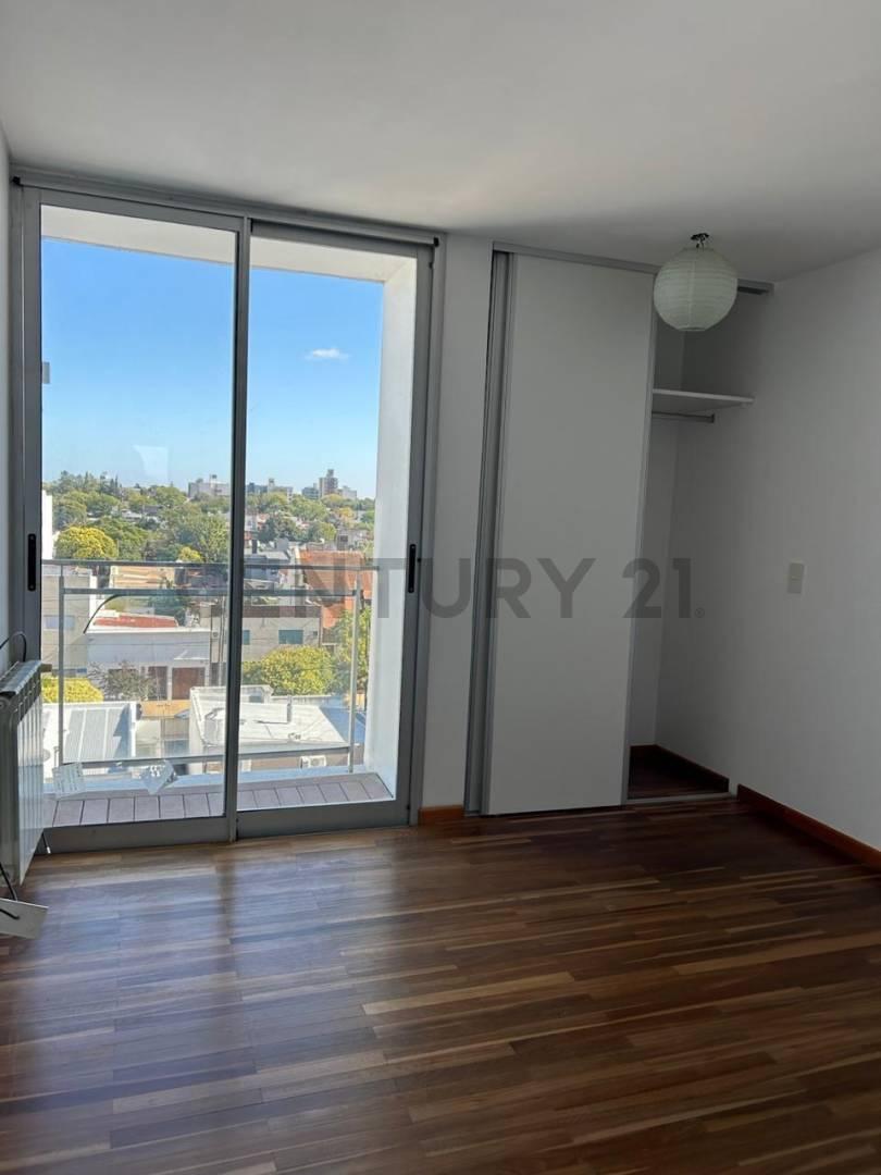 Foto de Departamento de 3 Dormitorios con 2 Cocheras en Venta-Parque San Martin, imagen 5