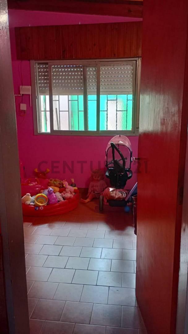 Foto de Casa de 3 Dormitorios en Venta en Berisso, imagen 3