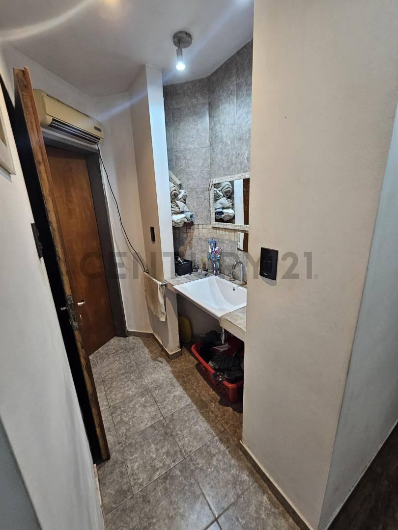 Foto de Casa de 3 Dormitorios en Venta en Parque Sicardi, imagen 5