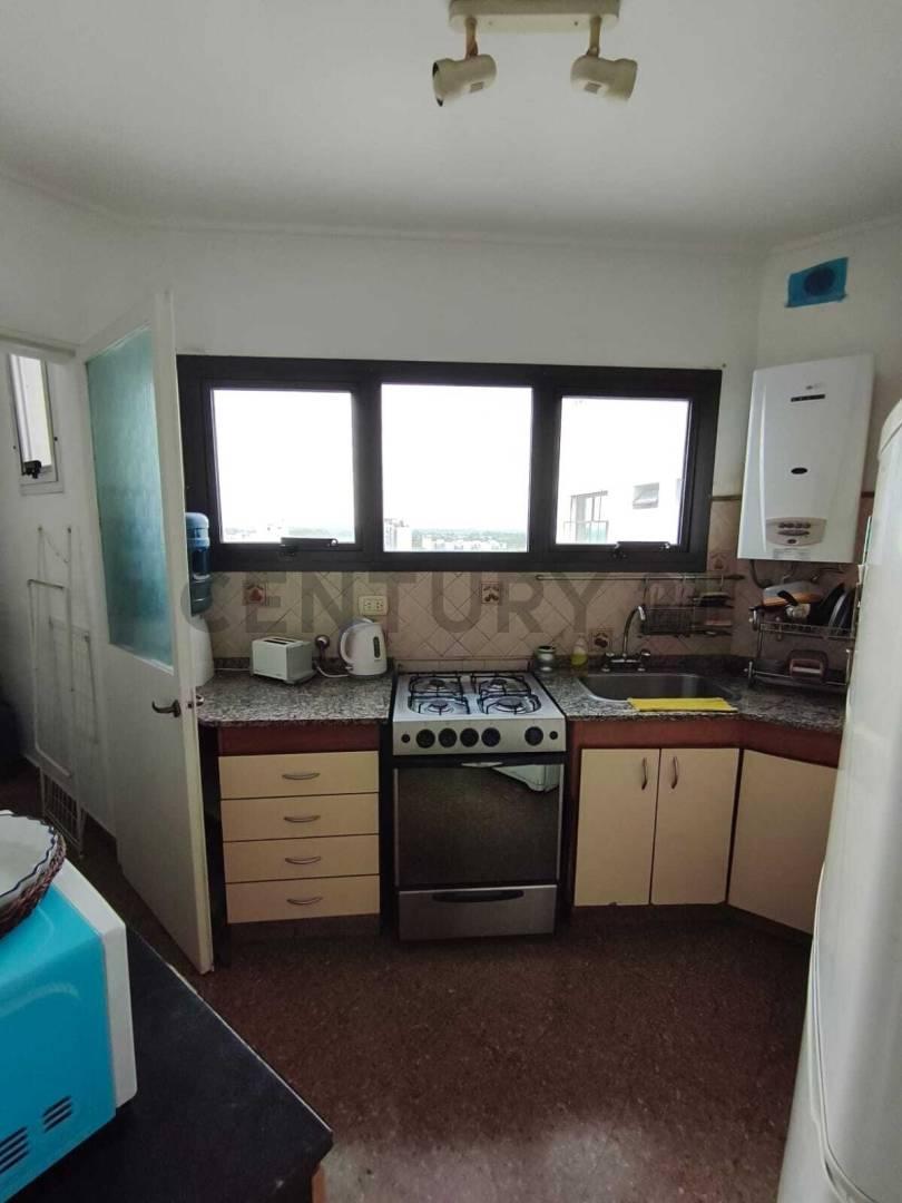 Foto de Departamento de 2 Dormitorios en Venta, imagen 3