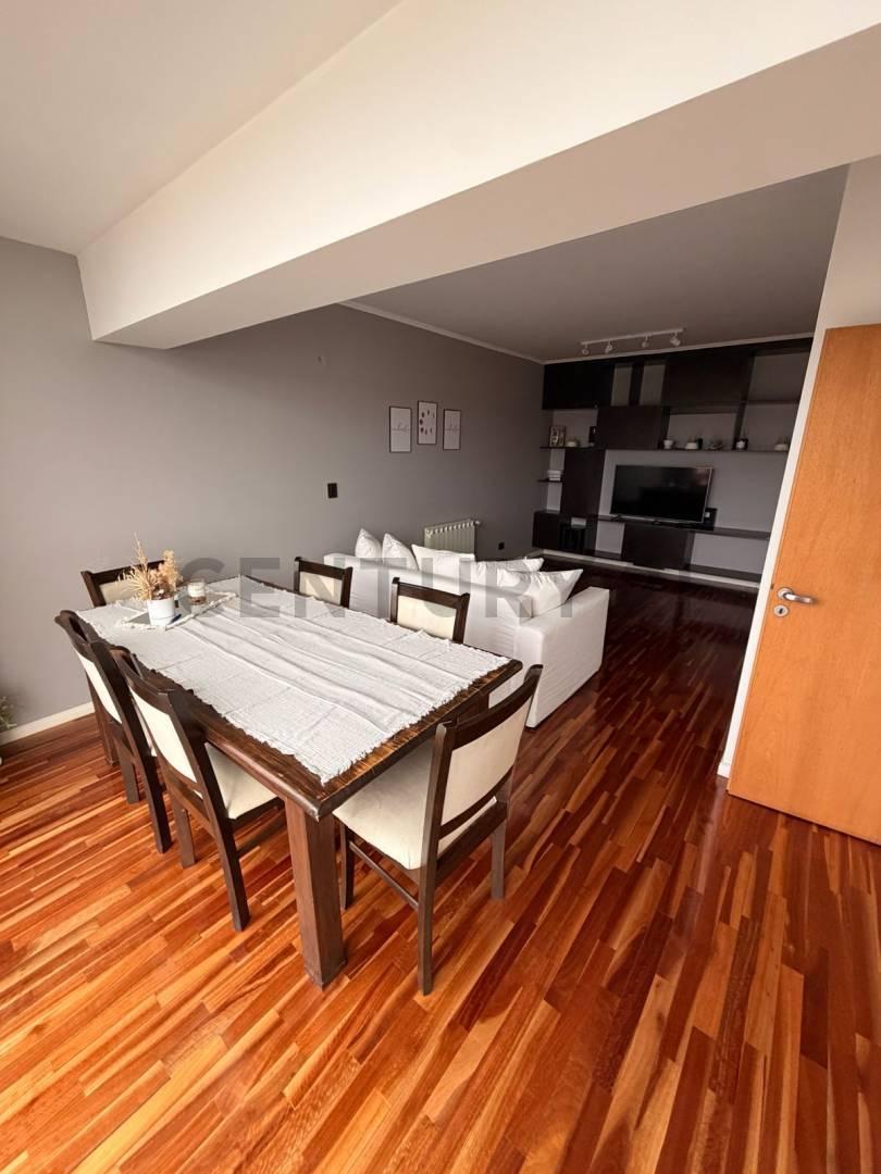 Foto de Departamento de Categoría en Venta en La Plata, imagen 2