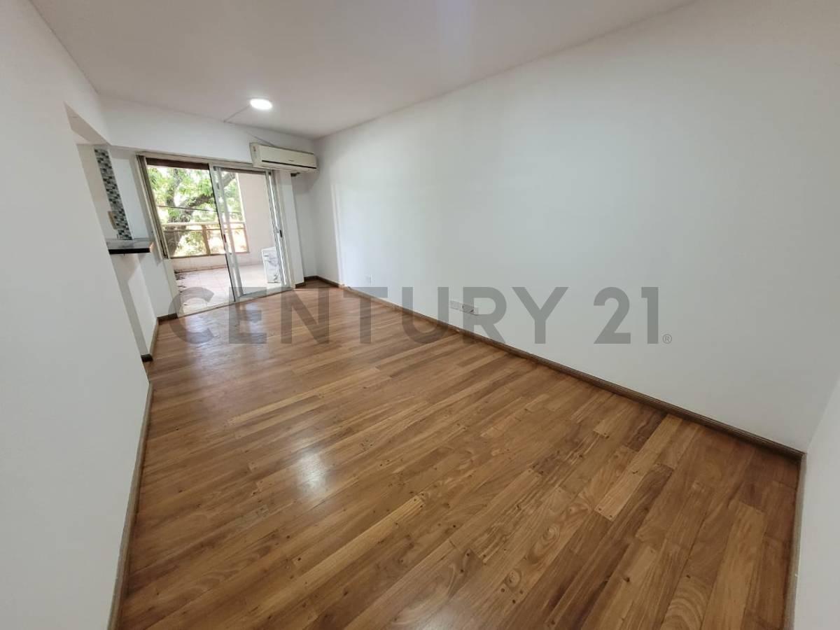 Foto de Departamento Semipiso de 2 Dormitorios en Edificio Building en Venta, imagen 4