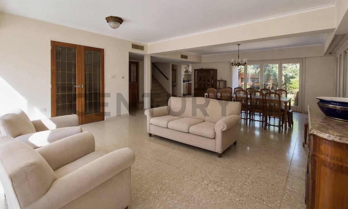 Foto de Casa de 4 Dormitorios en Venta - Parque San Martin, imagen 2