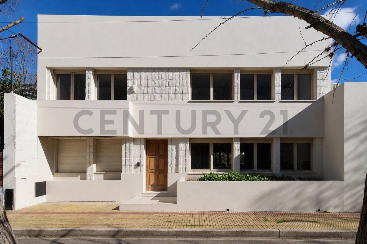 Foto de Casa de 4 Dormitorios en Venta - Parque San Martin, imagen 1