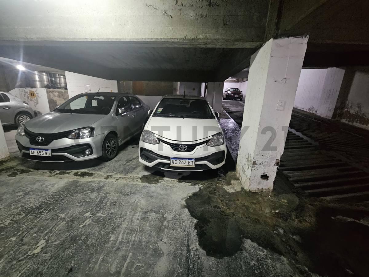 Foto de Cochera Cubierta en Venta en La Plata, imagen 1