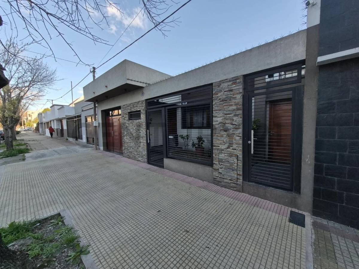 Foto de Casa en Venta en La Plata, imagen 1