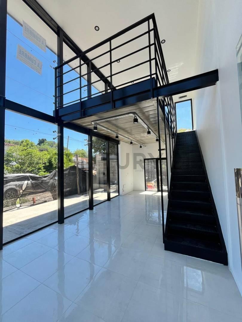 Foto de Local comercial con cochera a estrenar, en venta en Gonnet, La Plata, imagen 1