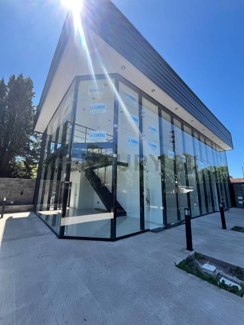 Foto de Local comercial con cochera a estrenar, en venta en Gonnet, La Plata, imagen 4