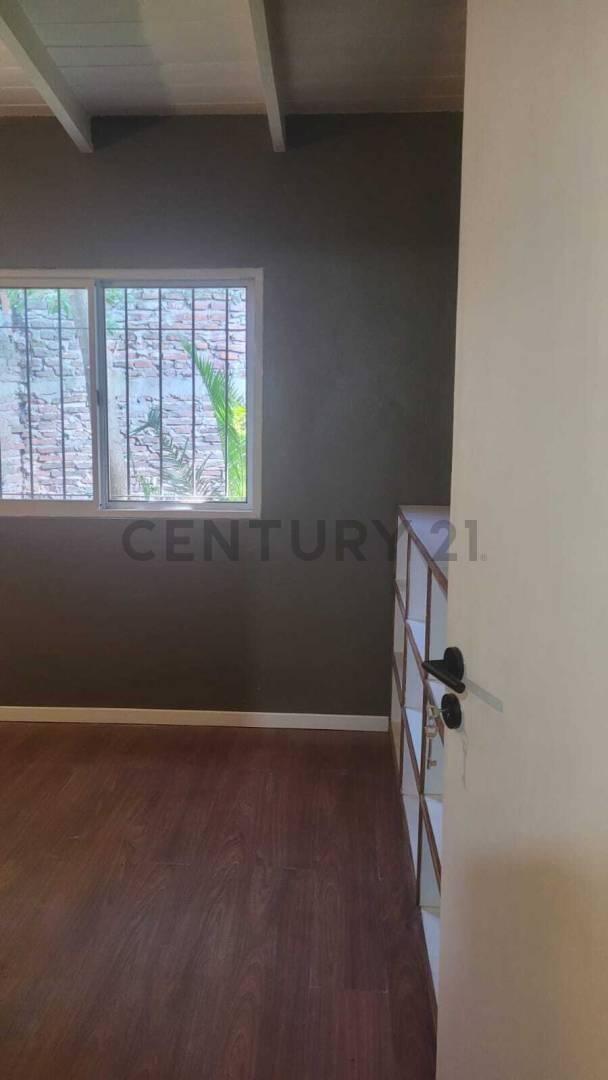 Foto de Ph Interno de 1 Dormitorio con Patio en Alquiler, imagen 2