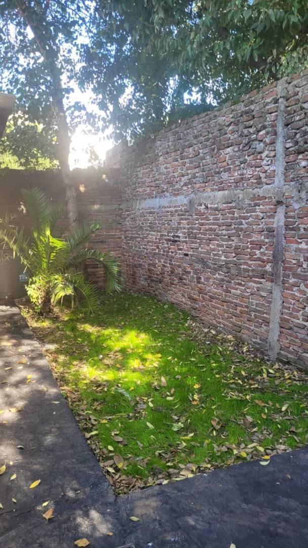 Foto de Ph Interno de 1 Dormitorio con Patio en Alquiler, imagen 1