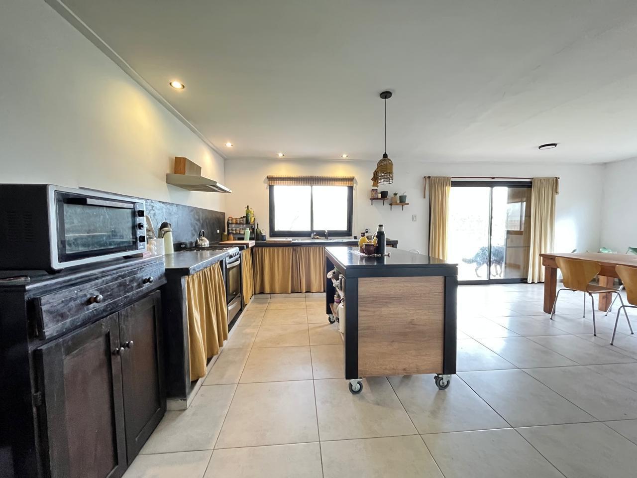 Foto de Casa en venta en Arana, imagen 4