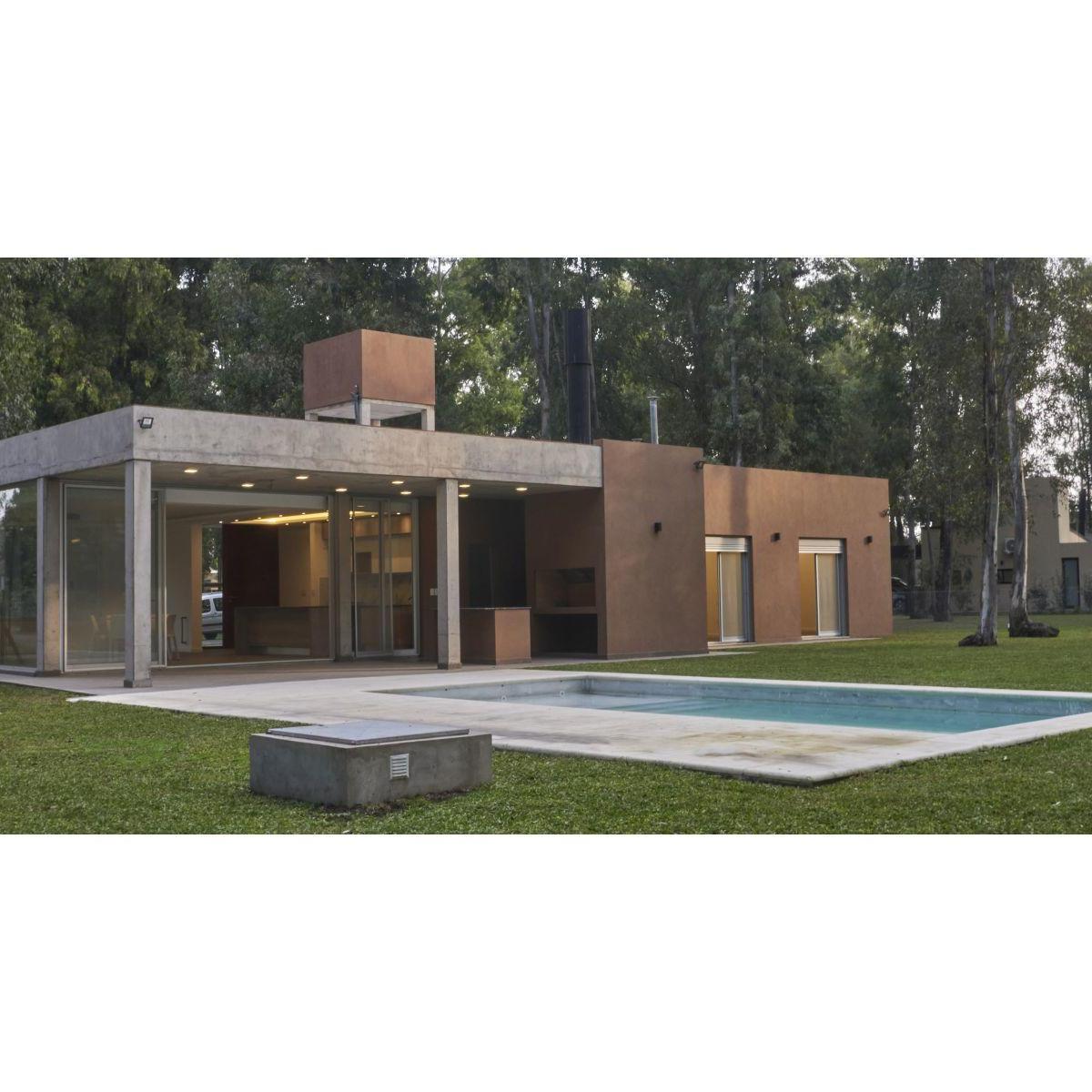 Foto de CASA DE 3 DORMITORIOS CON COCHERA, GALERÍA Y PISCINA, imagen 2