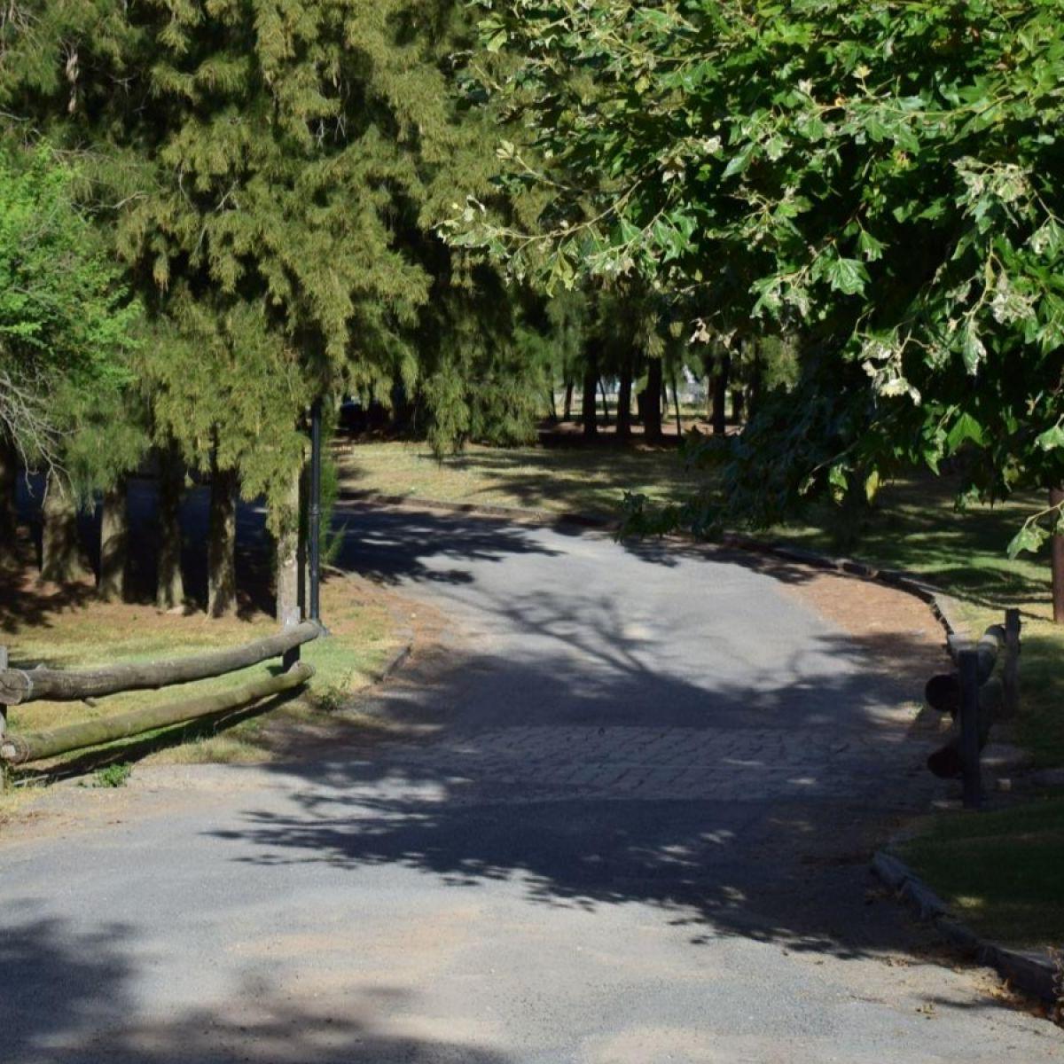 Vendo Terreno en Azahares del Parana 3