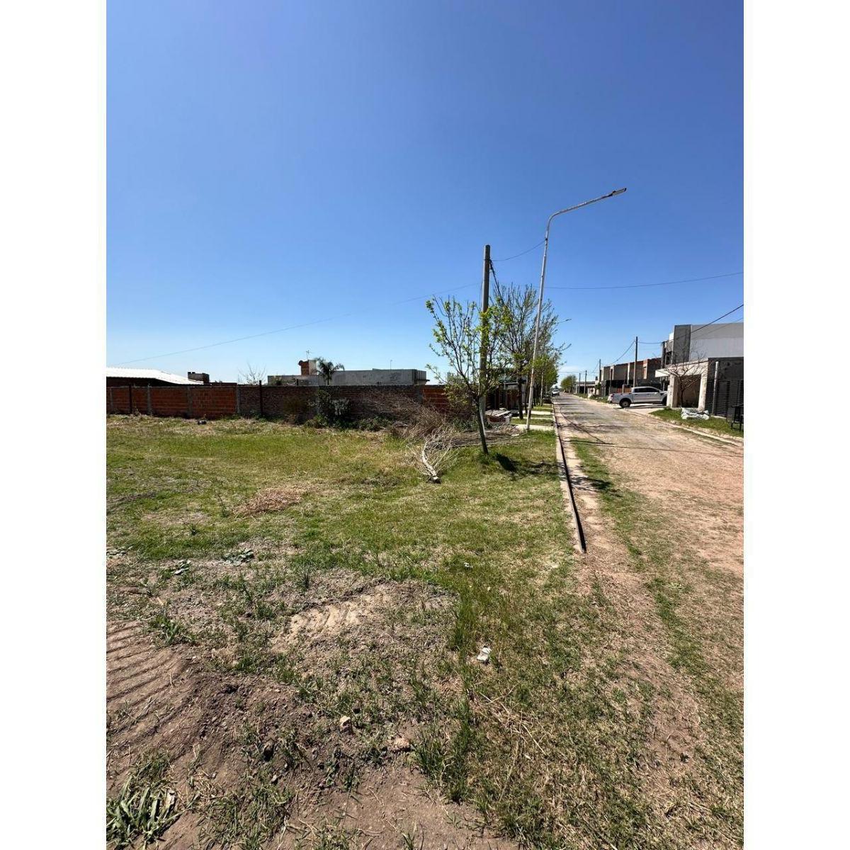 Venta Lote en Ricardone - Barrio Manarín - Posesión Inmediata - Frente a Nuevo Barrio Residencial V 3
