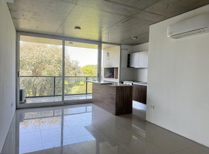 Alquiler departamento de 1 dormitorio con cochera y amenities Terrazas al Green Fisherton 2