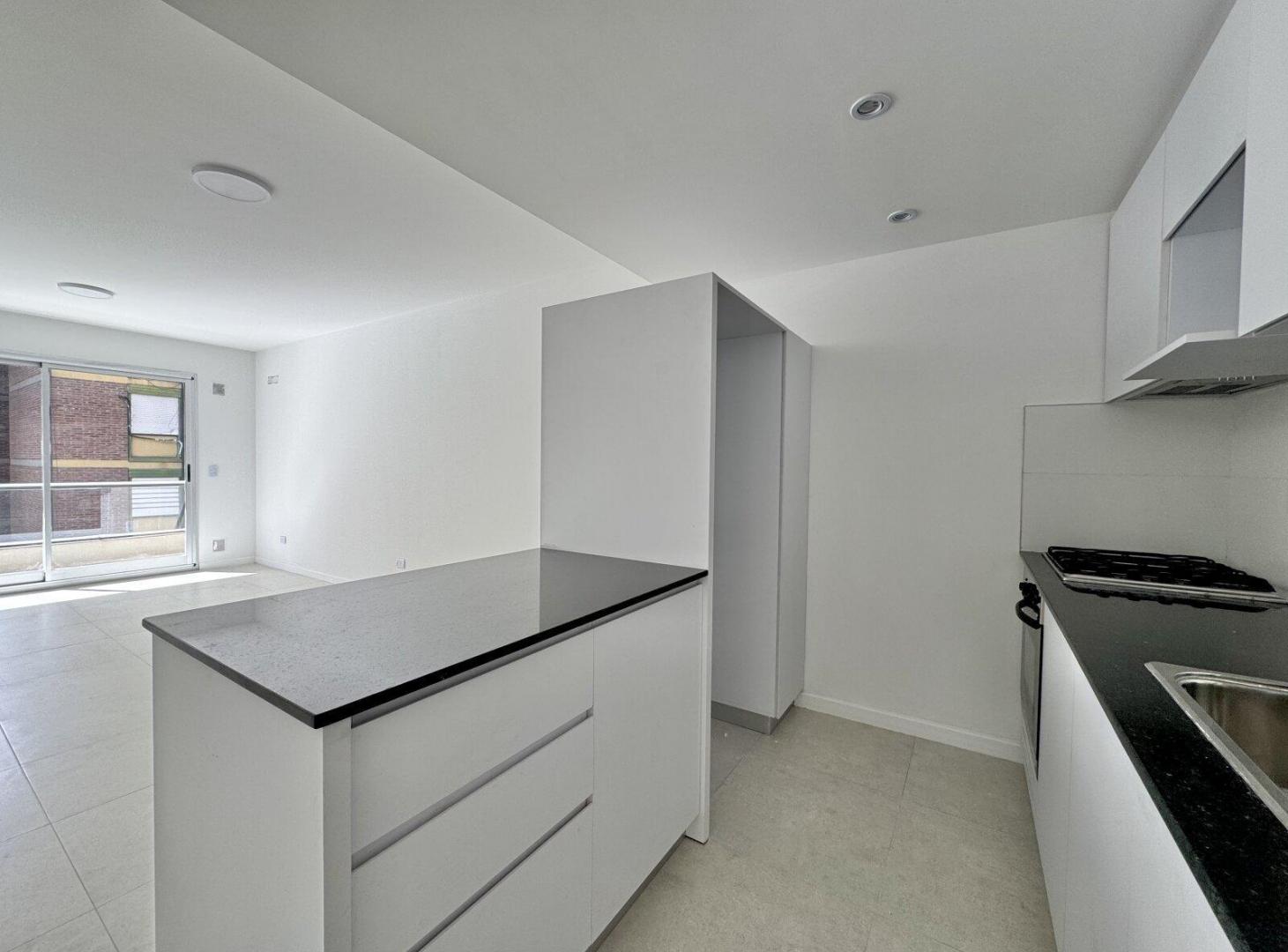 Foto de ALQUILER. Departamento 2 dormitorios. 2 baños. Amenities. quincho, imagen 4