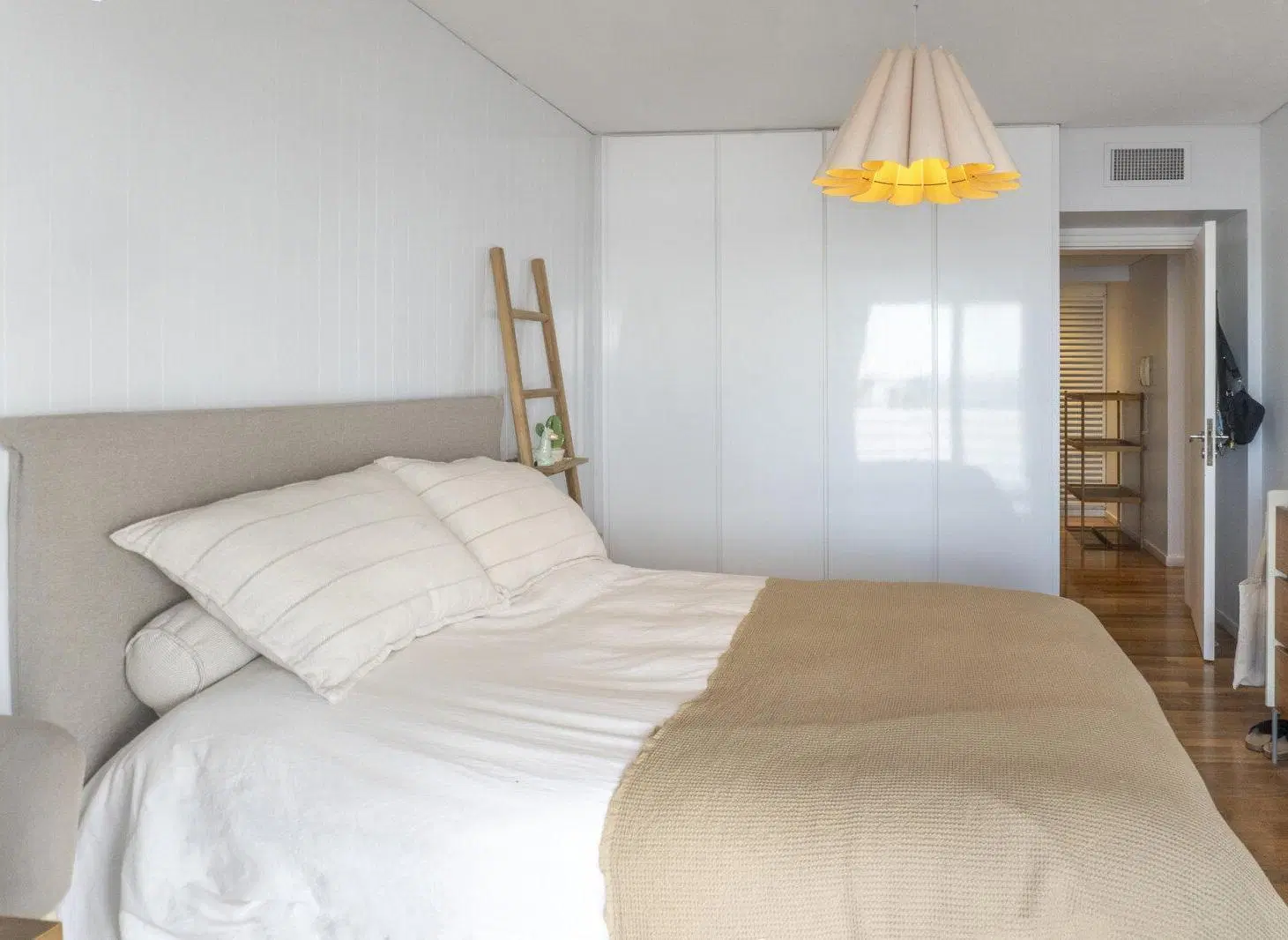 Venta Departamento Duplex frente al rio Av Libertad 84 4