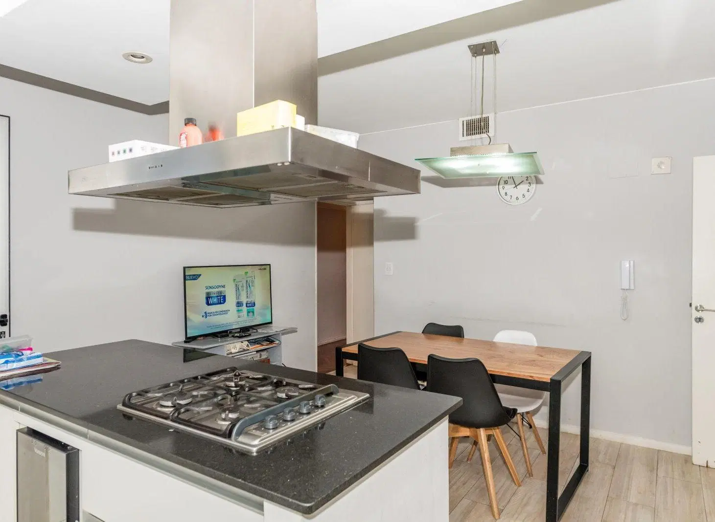 VENTA, Departamento 3 dormitorios. Zona centro. 1