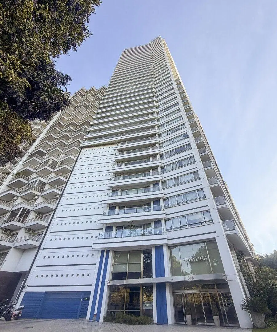 VENTA DEPTO 4 DORMITORIOS CON COCHERA -VISTA AL RÍO- AQUALINA 3