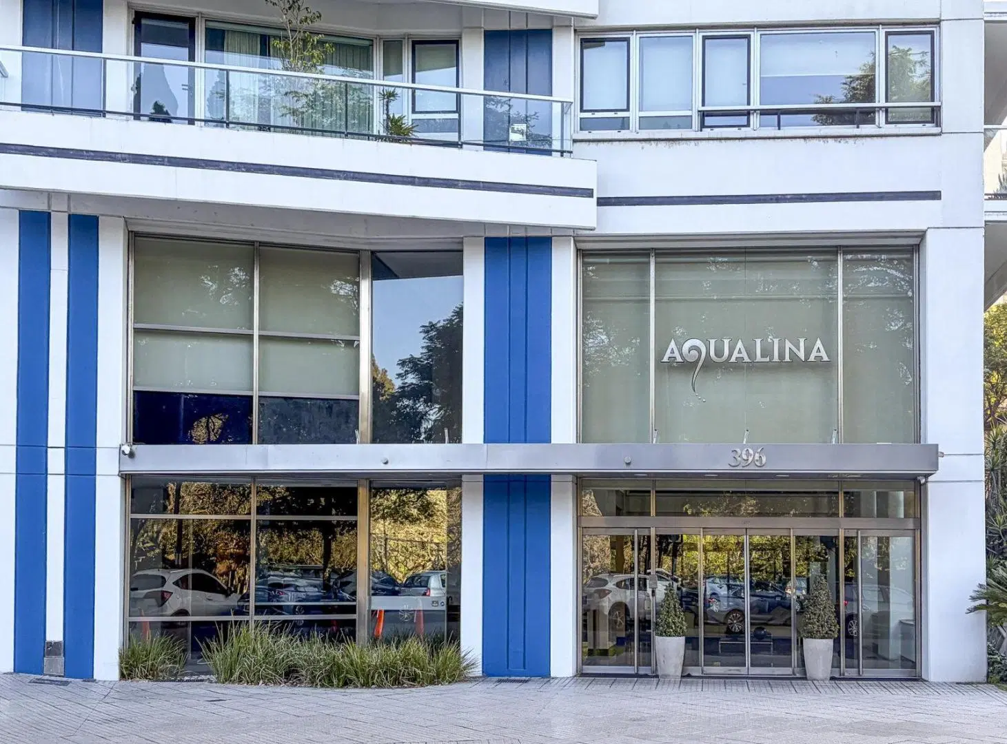 VENTA DEPTO 4 DORMITORIOS CON COCHERA -VISTA AL RÍO- AQUALINA 5