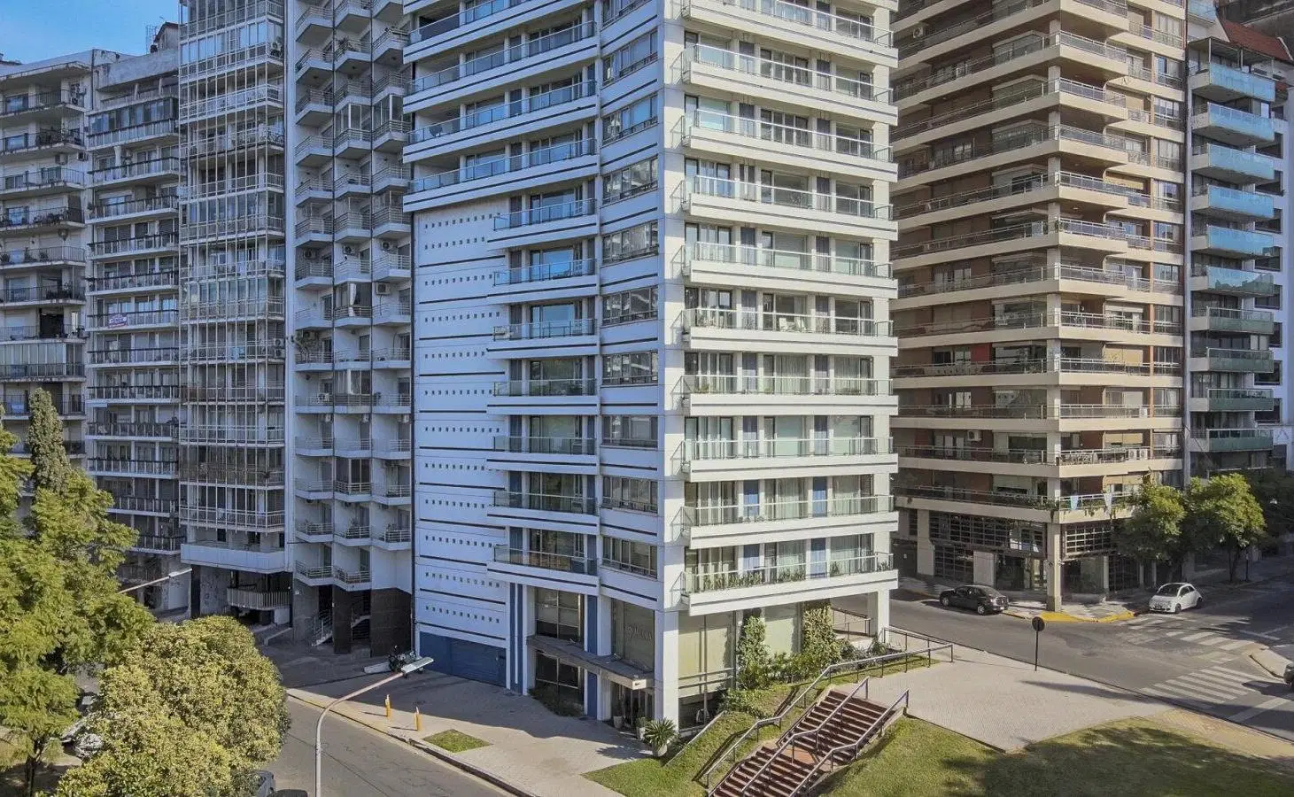 VENTA DEPTO 4 DORMITORIOS CON COCHERA -VISTA AL RÍO- AQUALINA 4