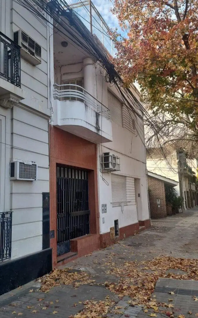 Venta departamento de pasillo 2 dormitorios- Lourdes 4