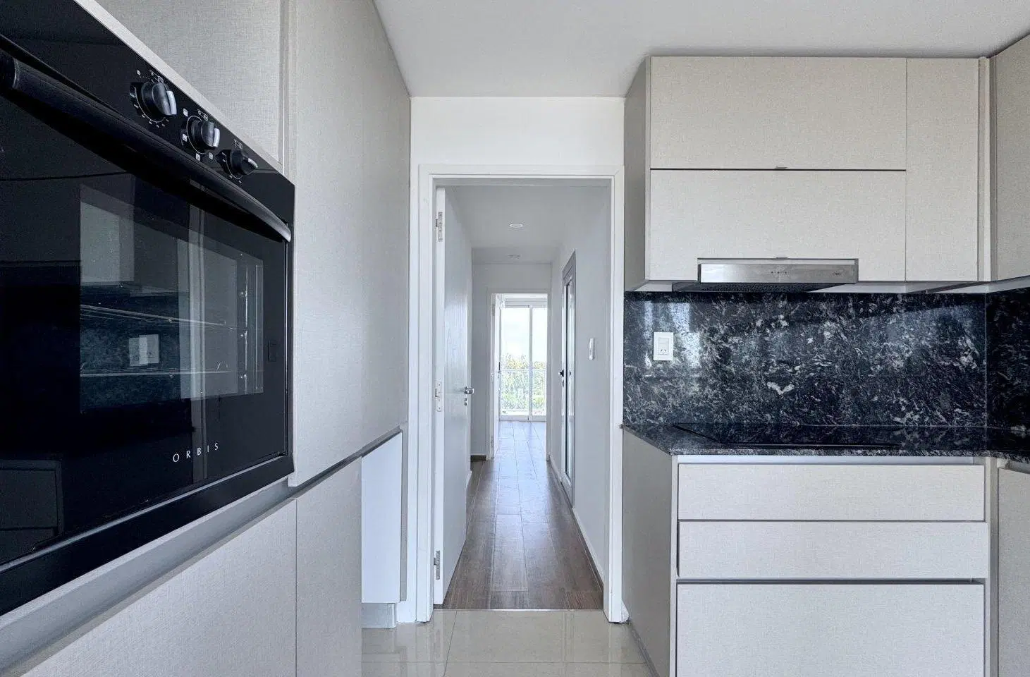 Alquiler. Departamento 3 dormitorios, 2 cocheras, Amenities. Fisherton 5