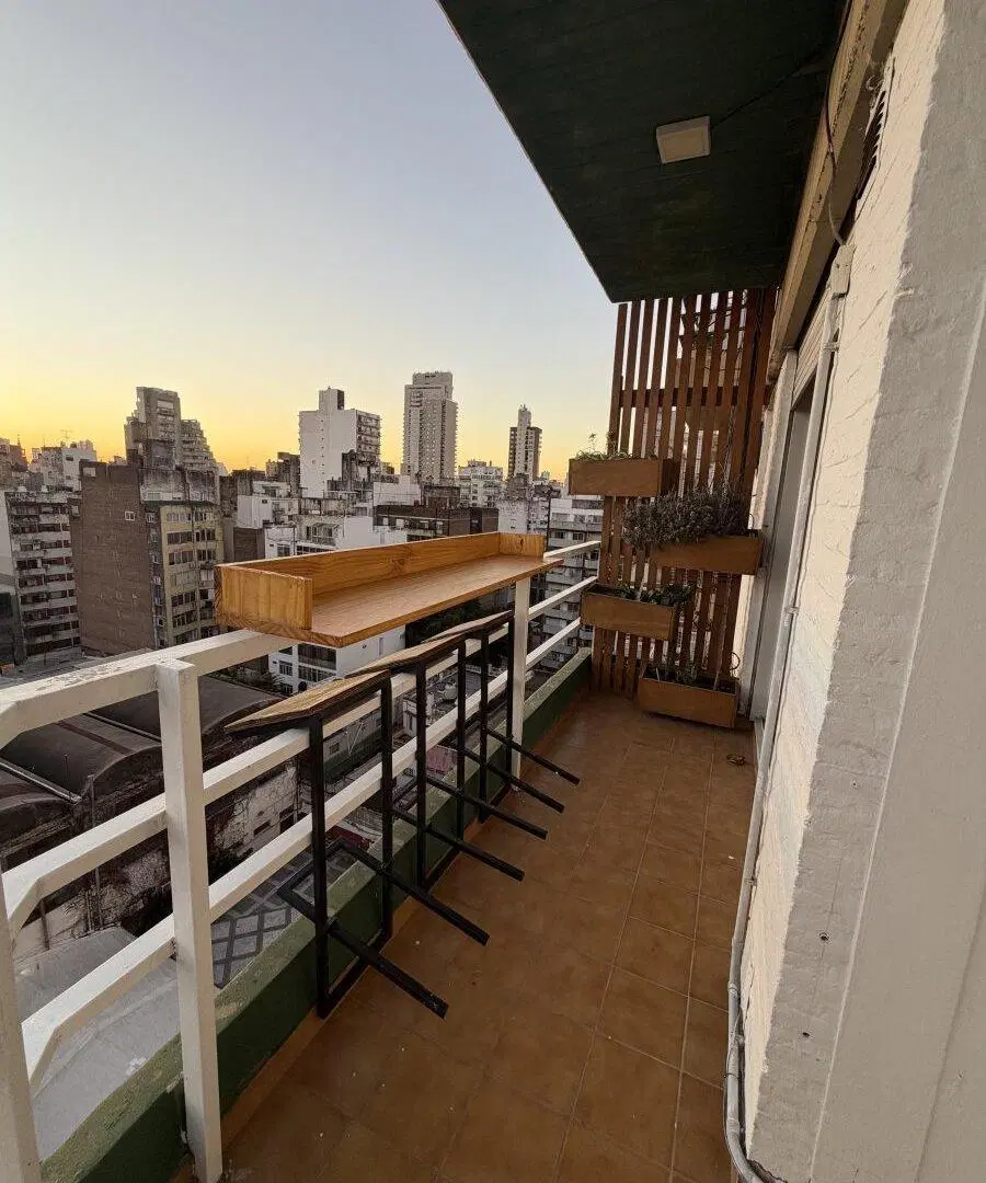 Venta. Departamento un dormitorios. Zona río. Con Balcón 1