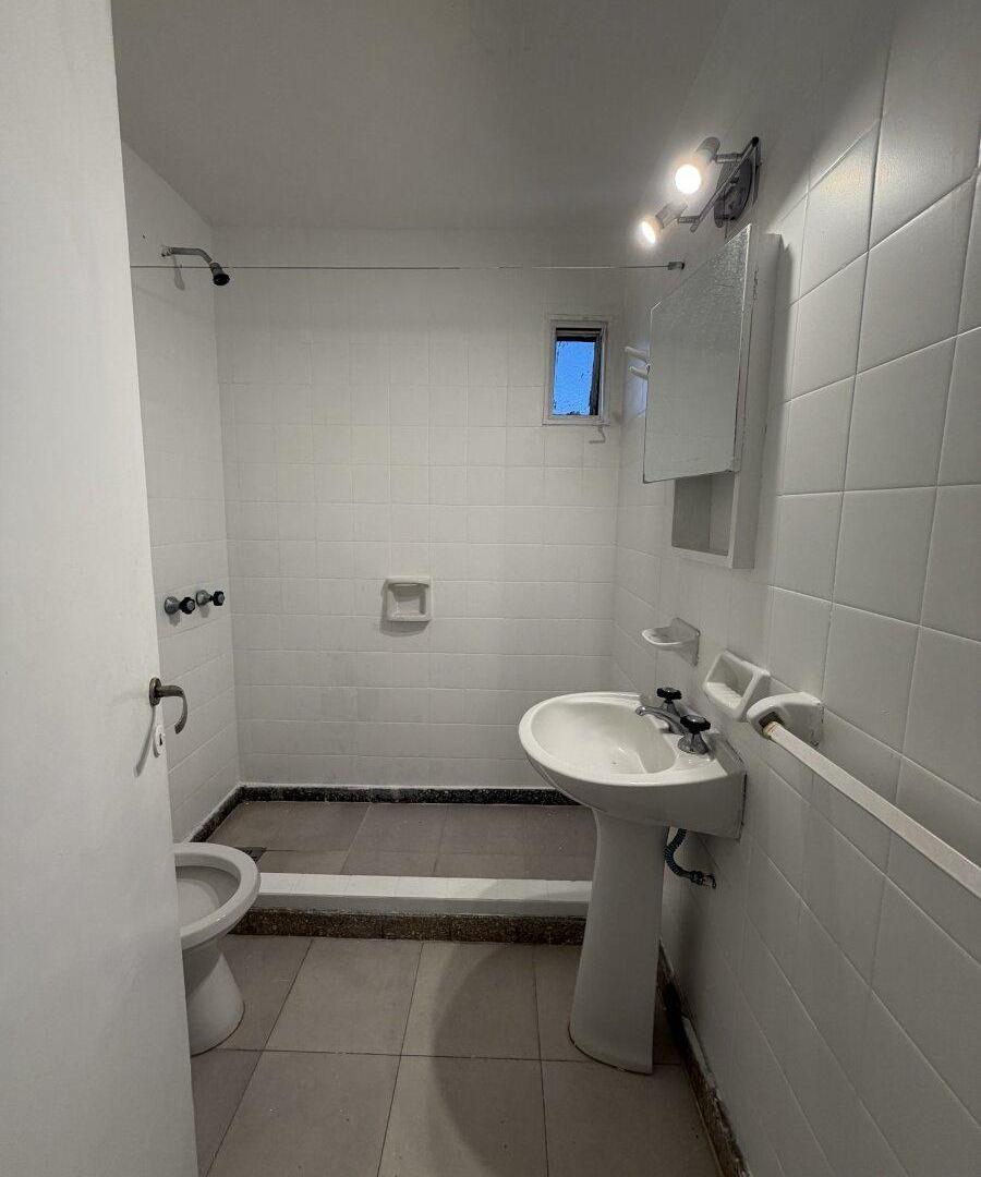 Foto de Venta. Departamento un dormitorios. Zona río. Con Balcón, imagen 5